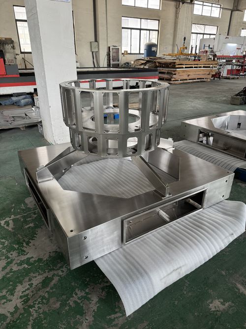 के बारे में नवीनतम कंपनी समाचार स्टेनलेस स्टील और शीट-मेटल फैब्रिकेशन उद्योग में हाल की मुख्य बातें