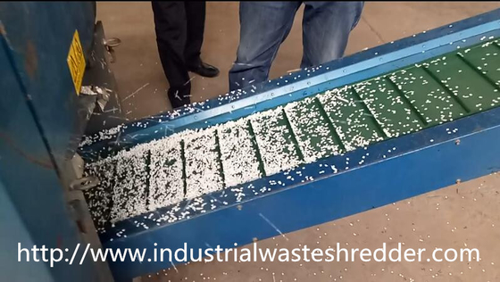 अच्छी कीमत स्टील ब्लेड कार्डबोर्ड बॉक्स तकलीफ अपशिष्ट कागज के लिए निरंतर उच्च गति कतरनी ऑनलाइन
