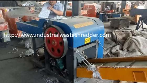 अच्छी कीमत पशु के बिस्तर के लिए 5.5KW औद्योगिक स्क्रैप कार्डबोर्ड श्रेडिंग मशीनें ऑनलाइन