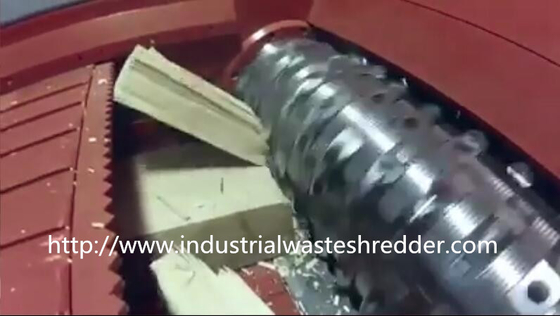 अच्छी कीमत लकड़ी की प्लेट / ब्लॉक सिंगल दस्ता बहुत तकलीफ स्थिर चलने वाले हाइड्रोलिक फीडिंग सिस्टम ऑनलाइन