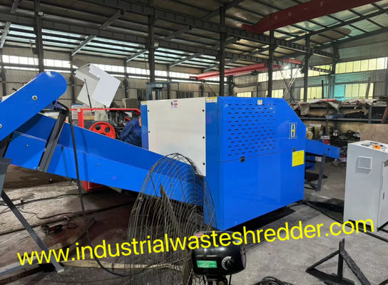 अच्छी कीमत मत्स्य पालन जाल क्रशर पीपी राफिया ग्राइंडर टिकाऊ मिश्र धातु उपकरण स्टील रोटरी ब्लेड के साथ विद्युत बिजली की बचत ऑनलाइन